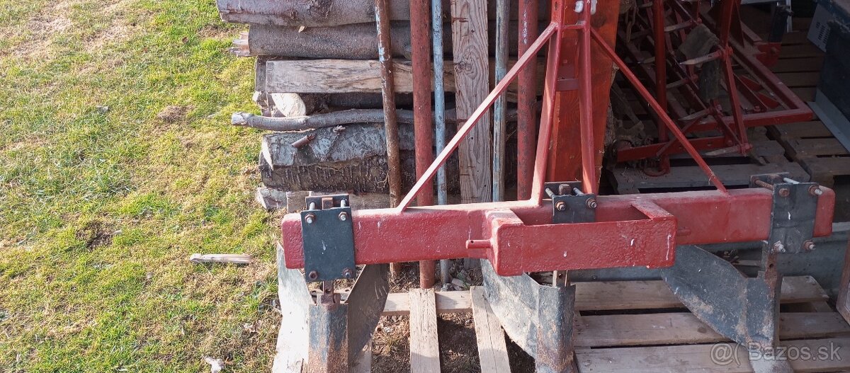 Predám jarkovač,oborovač. - 2