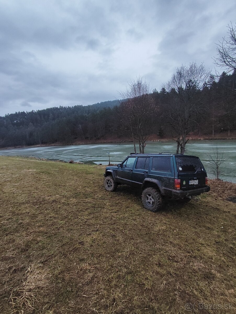 Jeep Cherokee xj - 2