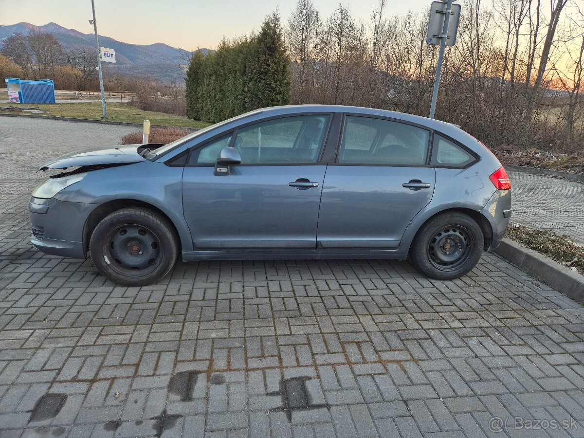 Citroën C4 1.6 Hdi rozpredám - 2