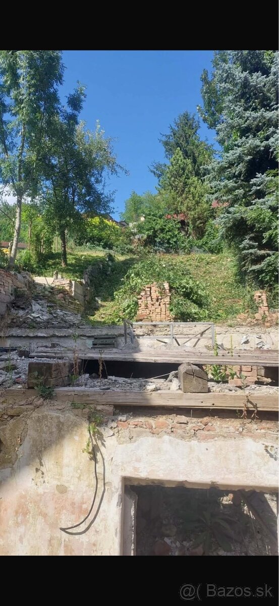 Darujem tehlu - 2