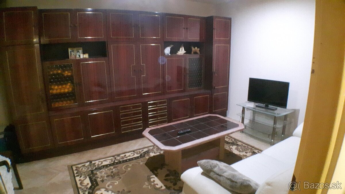 Sečovce, 3 izbový byt, centrum - 2
