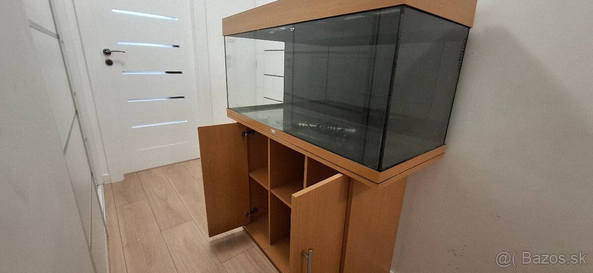 Juwel Rio 180 - lacno, na opravu - 2