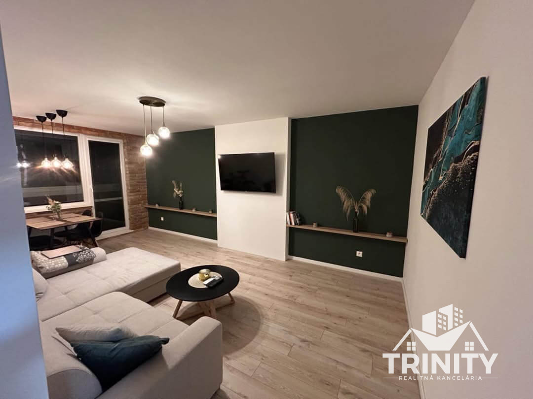 Na prenájom zariadený 2-izbový byt s balkónom v Nových Zámko - 2