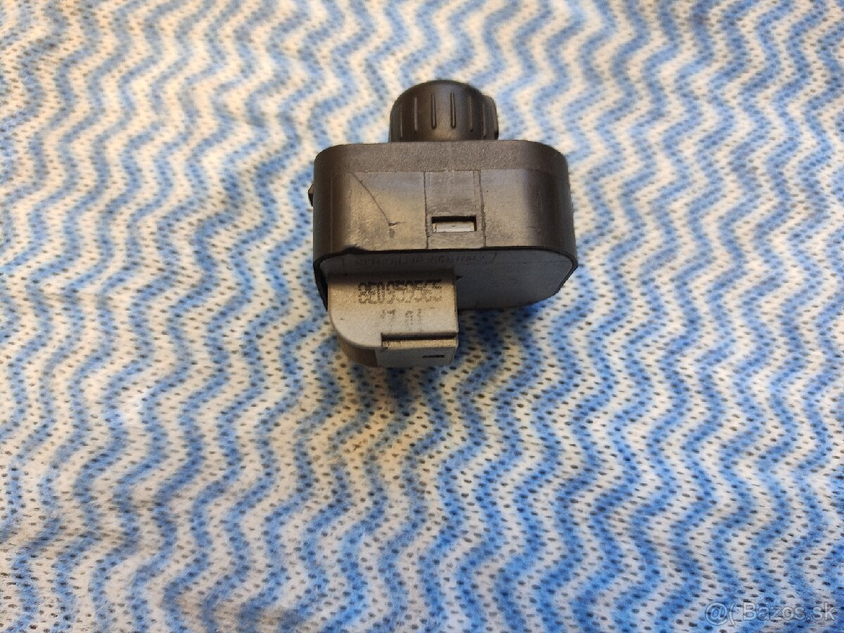 Vypinac zrkadiel Audi A4 - 2