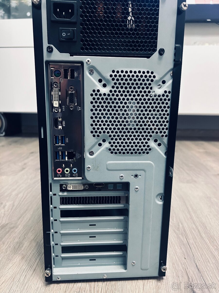 I7 7700 ,8GB, R9280X 3GB - 2