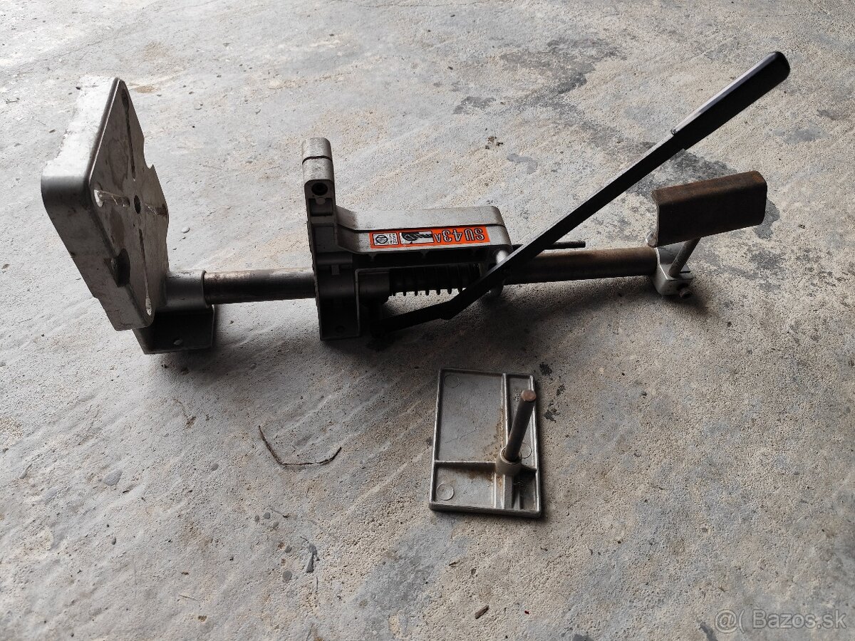 Univerzalny stojan - 2