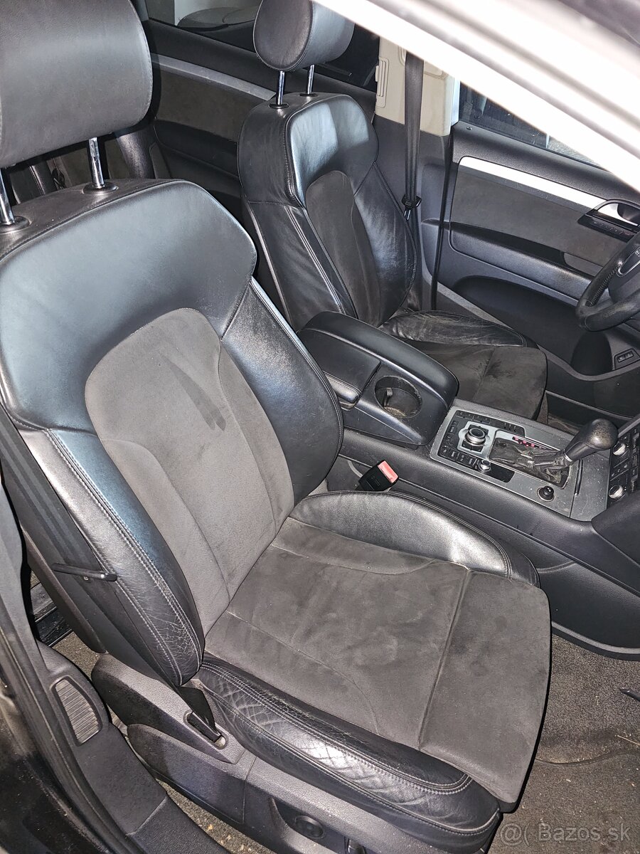 KOMPLETNÍ INTERIÉR AUDI Q7 - 2