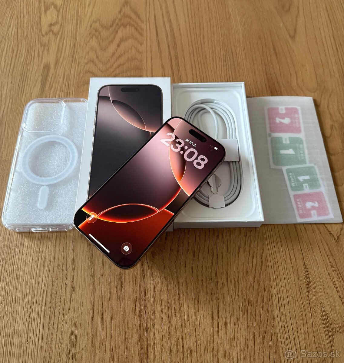 iPhone 16 Pro 256 gb Desert Titanium v záruke +príslušenstvo - 2