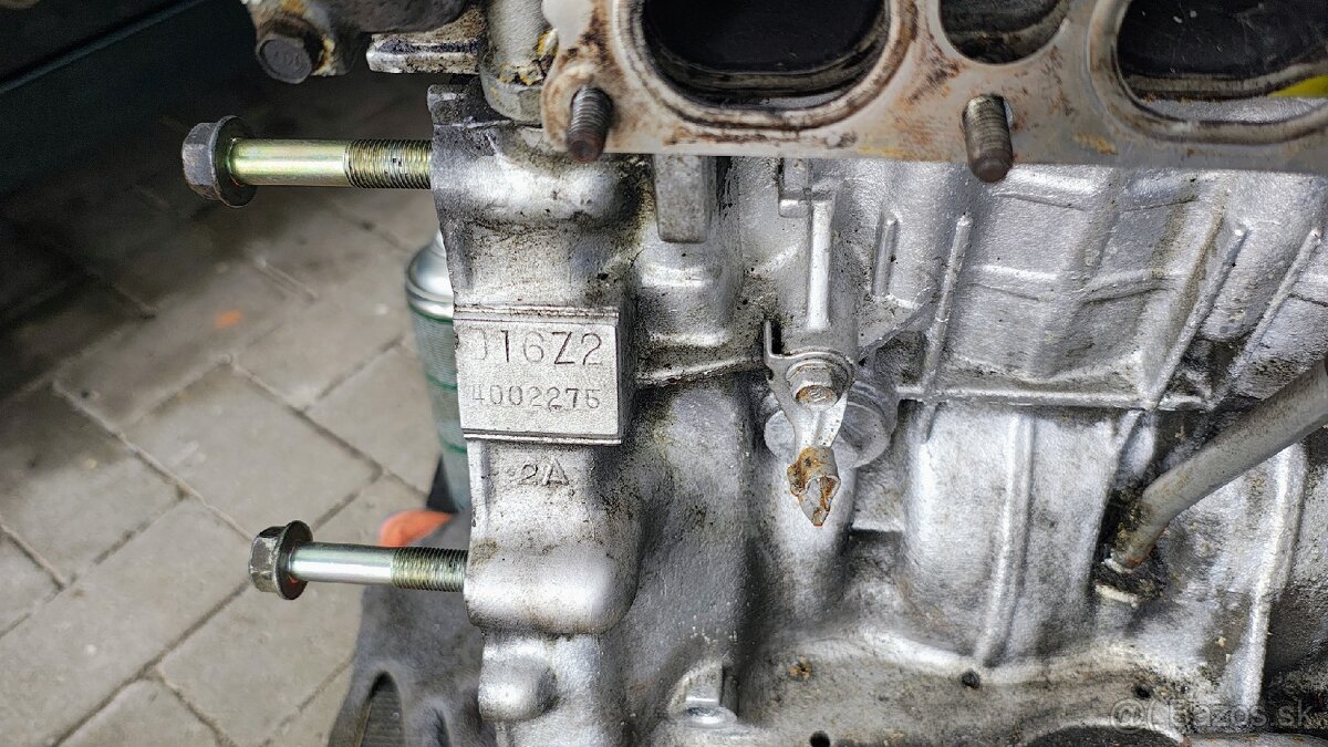 Civic d16z2 motor - 2