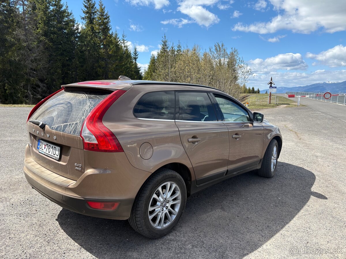 Volvo XC60 2.4 D5 120kw 4x4 - 2