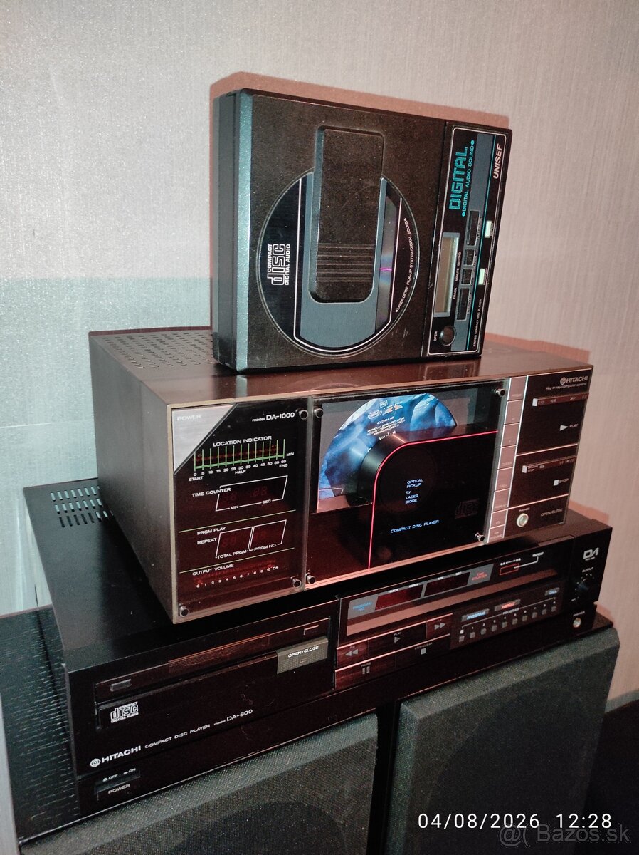 HITACHI AUDIOFILSKE CD PREHRAVACE 83 - 2