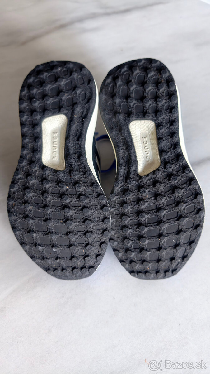 Botasky Adidas vel. 29 - nepouzite - 2