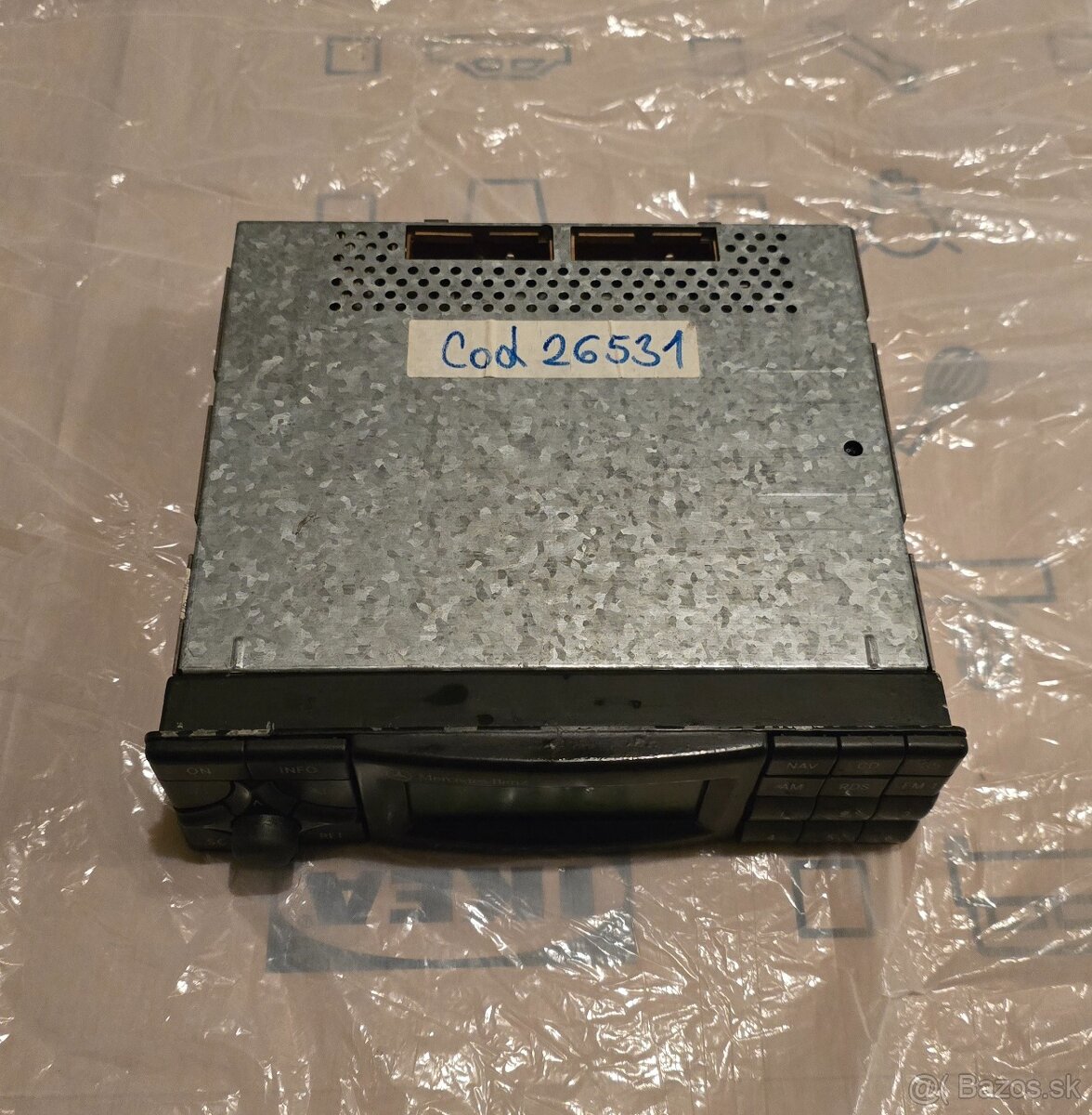 Predám rádio Mercedes-Benz, pochádza z w210 - 2