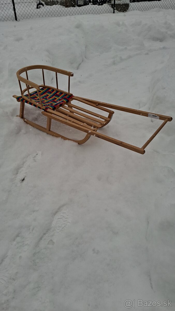 Sane s drevenou rukoväťou - 2