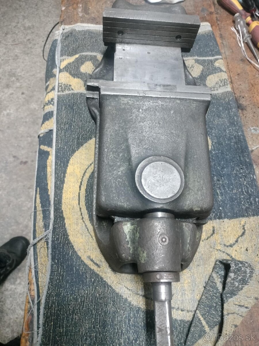 Strojný zverák (č.2) - 2