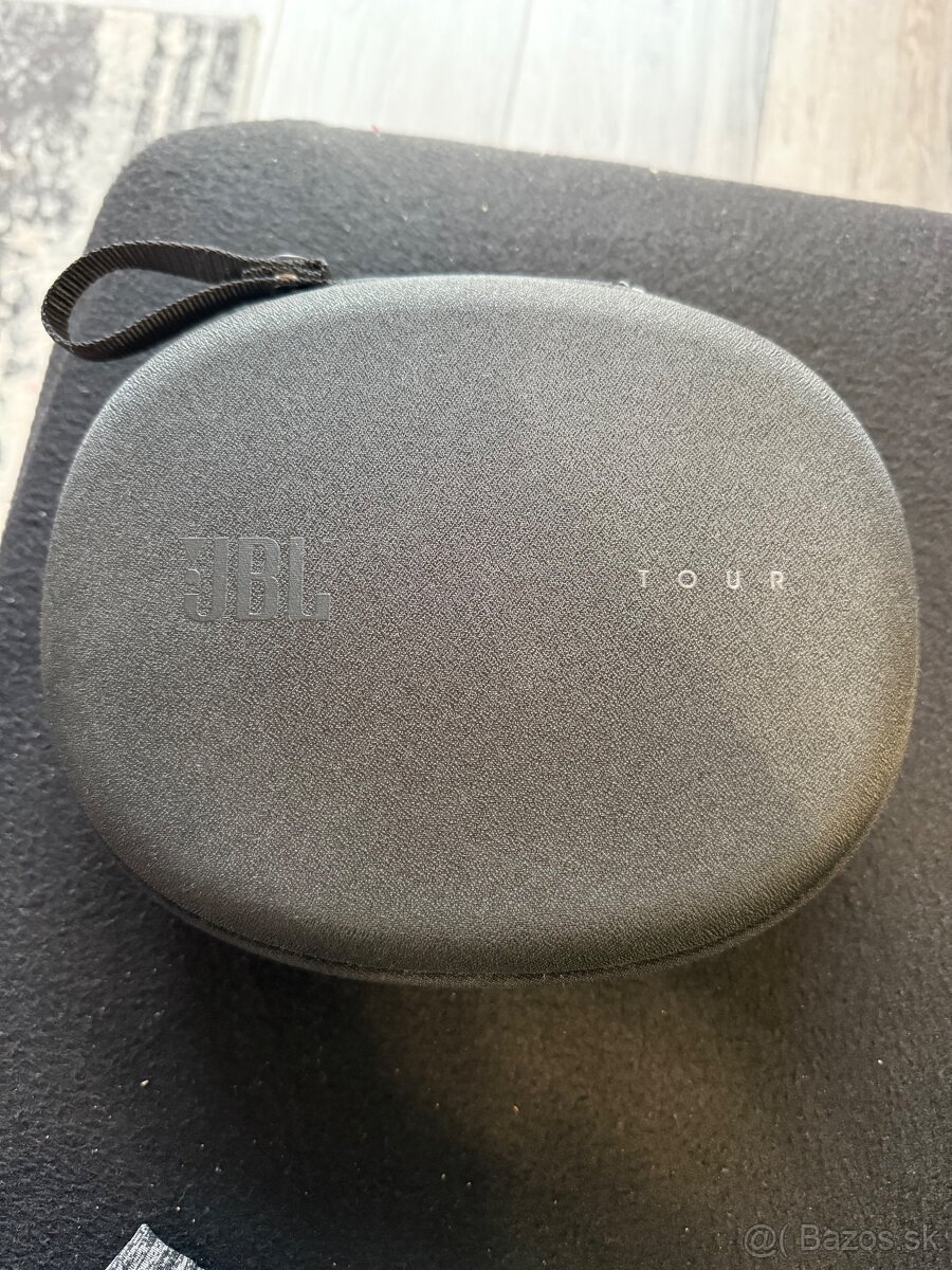 Predám slúchadlá JBL Tour One M2 - 2
