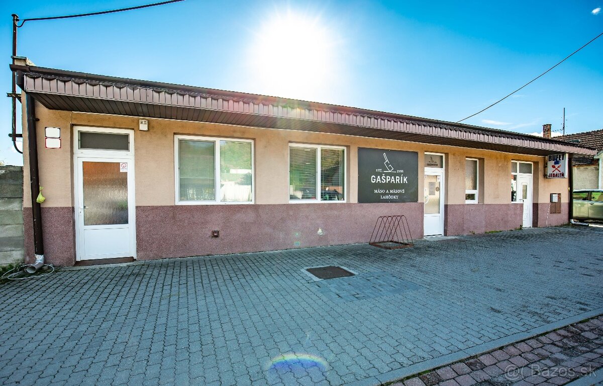 RD na podnikanie v obci SMOLENICE, pozemok 1105 m2 - 2