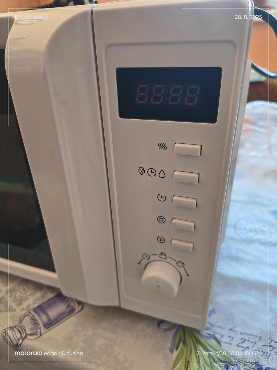 Mikrovlnka MORA MT 320W - 2