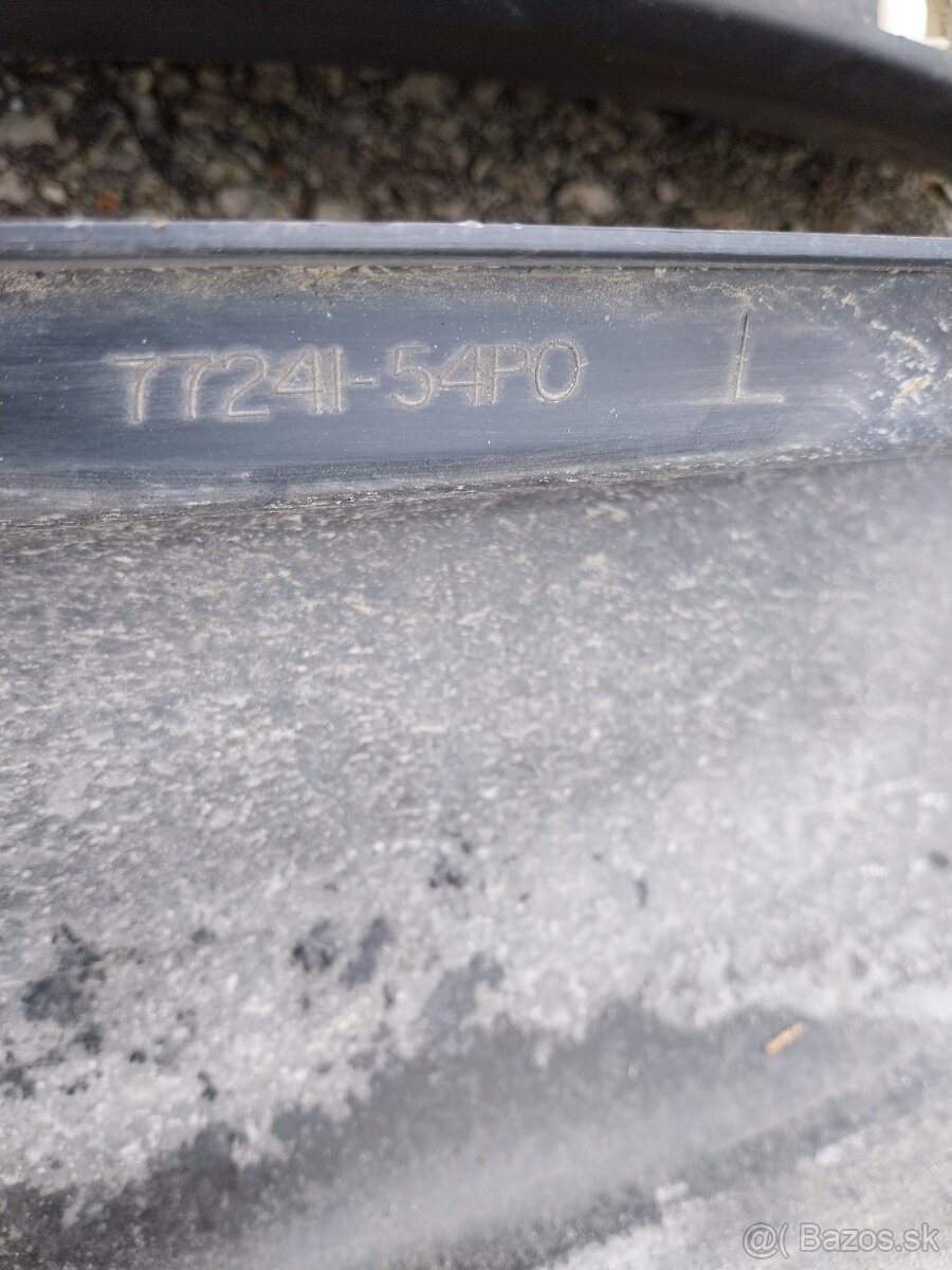 Prah Suzuki Vitara L+P - 2