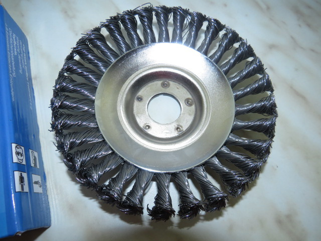 Predam novy kotuc CUP BRUSH,150 mm - - 2