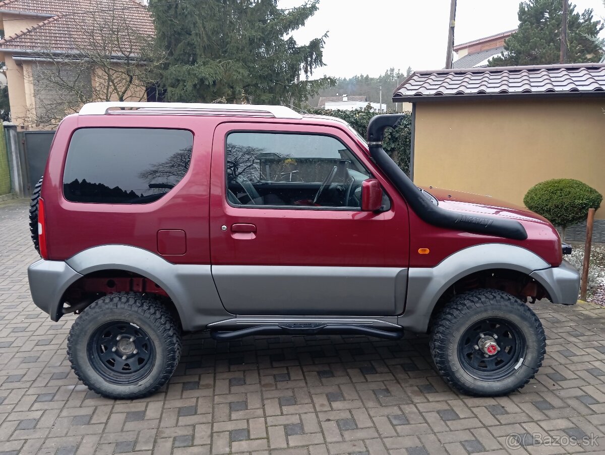 Suzuki Jimny 1.3i rv2011 Kúpené v SR - 2