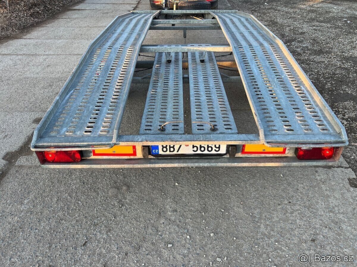 Autopřepravník , plaťák, podval, 2700kg, 130 km/h - 2