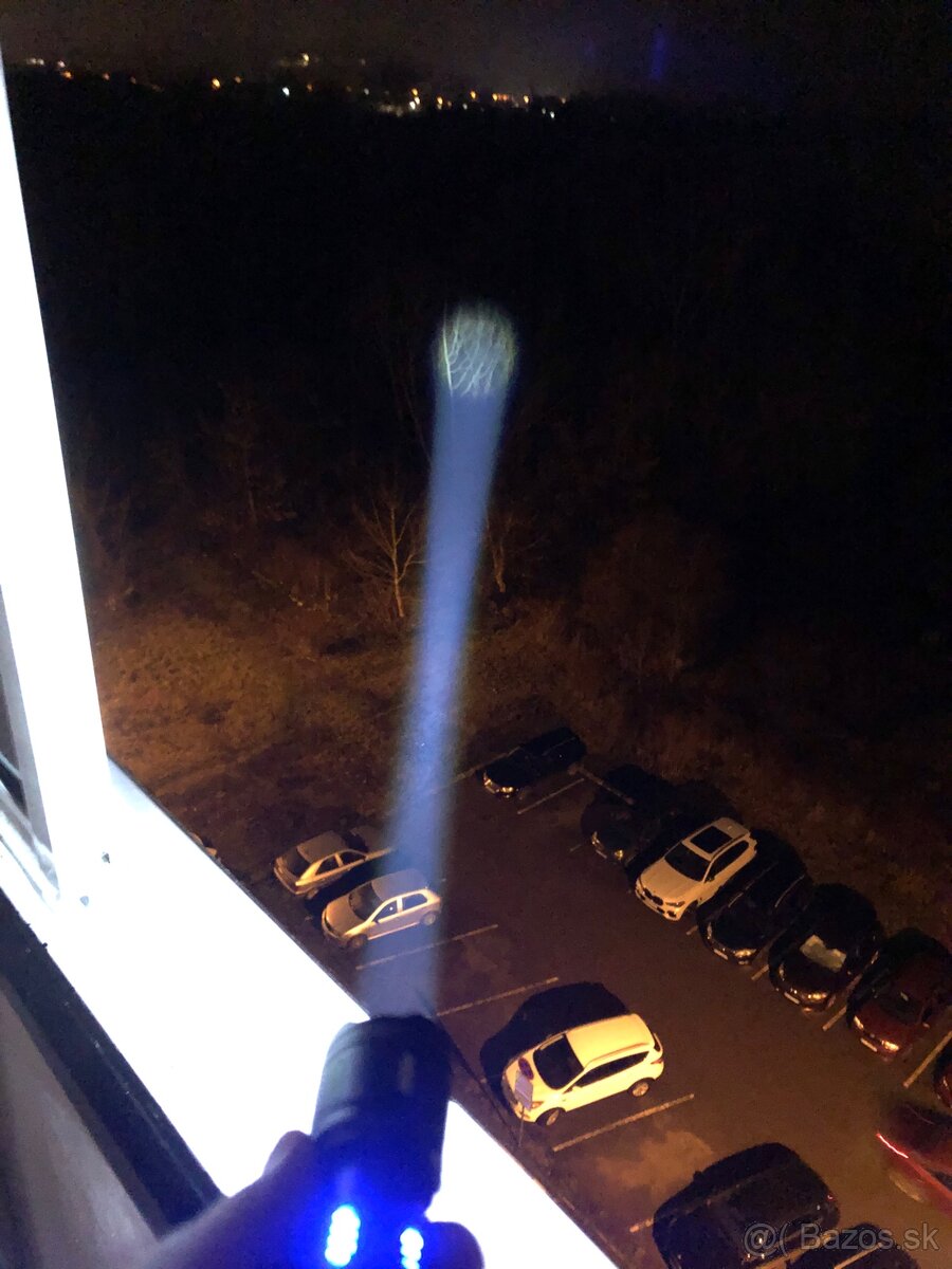 Taktická Led baterka (4 režimy) - 2