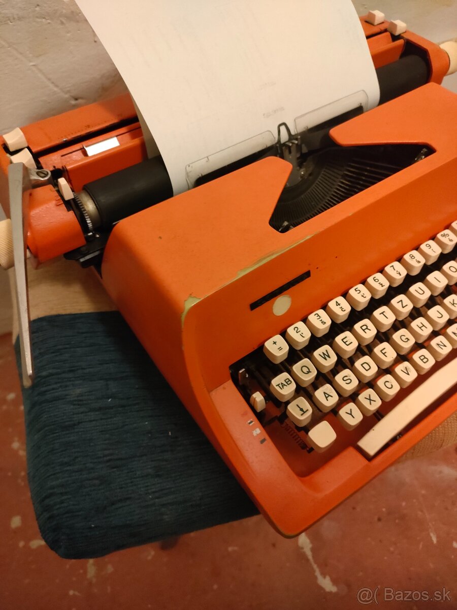 pisaci stroj - 2