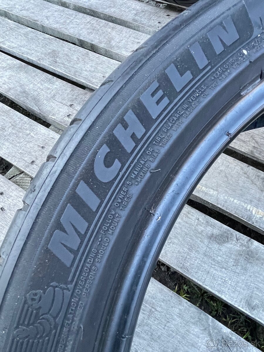 Michelin 225/45 R19 letné - 2