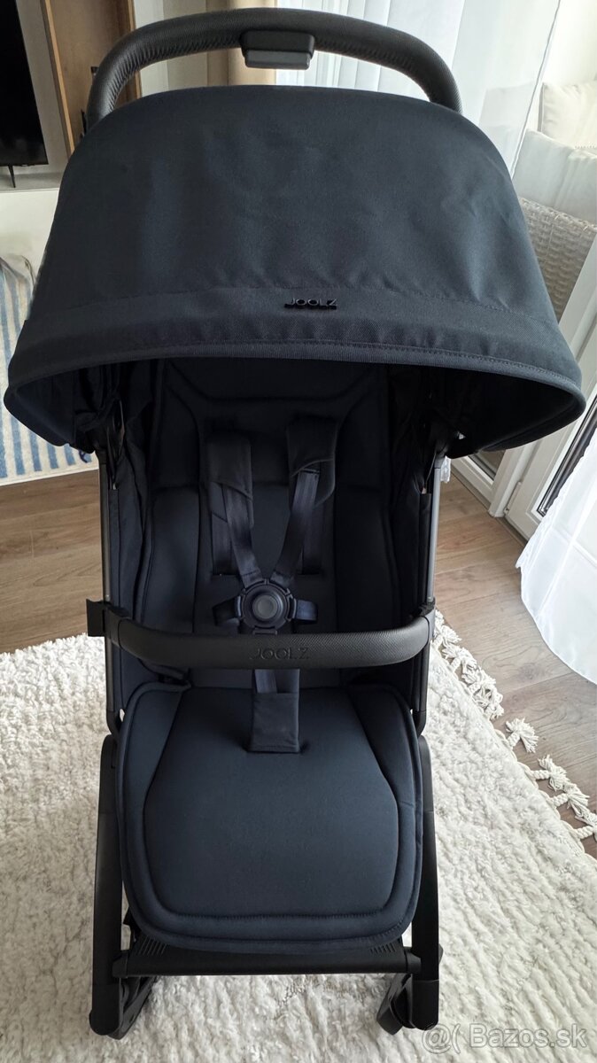Joolz Aer 2 Dark Navy Blue s madlom ako nový v záruke. - 2