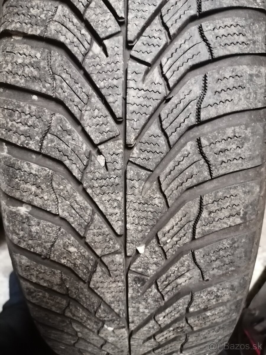 215/65 R16 zimné pneumatiky - 2