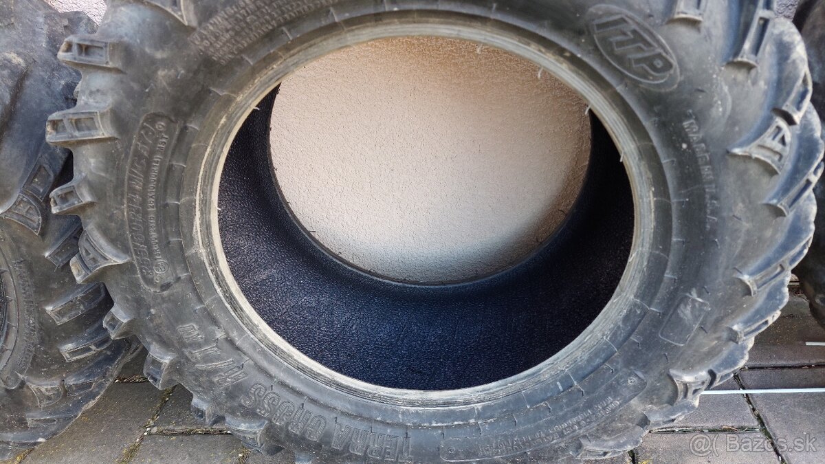 Diely pre Can Am 1000