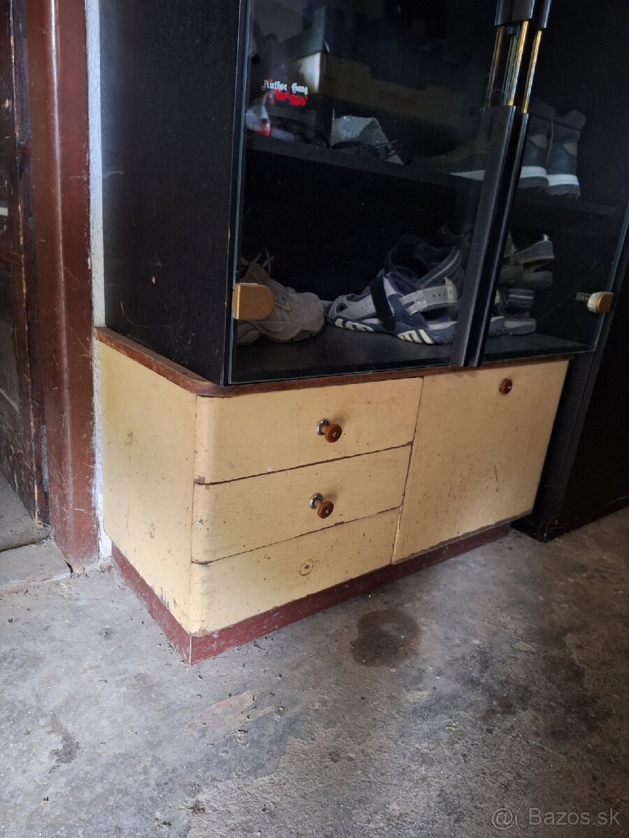 Predam skrine a kninovne - 2