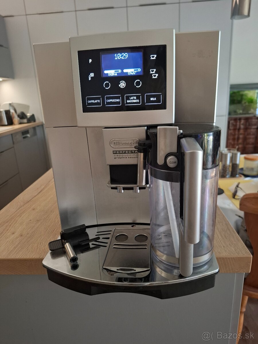 DeLonghi Perfekta ESAM 5600 Review - 2