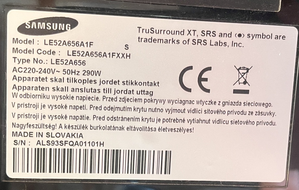 SAMSUNG LCD TV 52" - 2