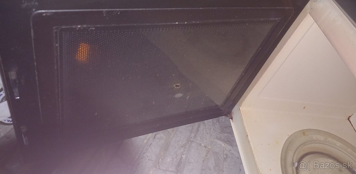 Darujem mikrovlnku - 2