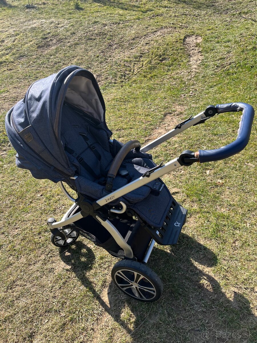 Kocik a autosedacka - 2