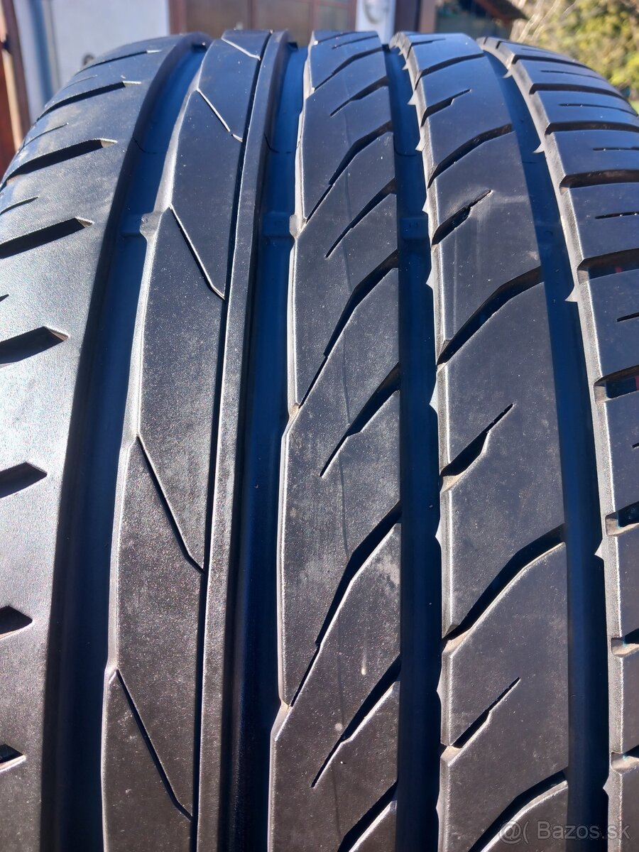 235/45 r17 letne pneumatiky - 2