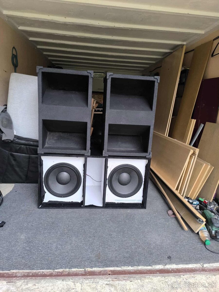 4 x subwoofer - 2