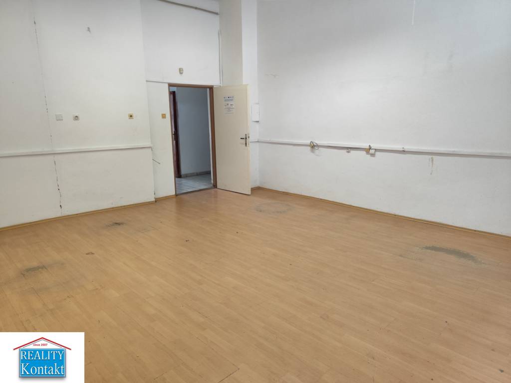 Na prenájom skladové priestory - Nové Zámky - 2