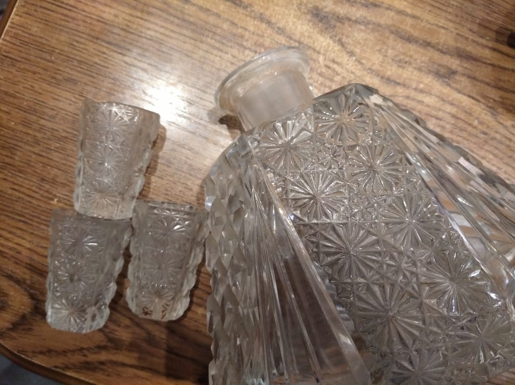 kristalova karafa+5pohariky - 2