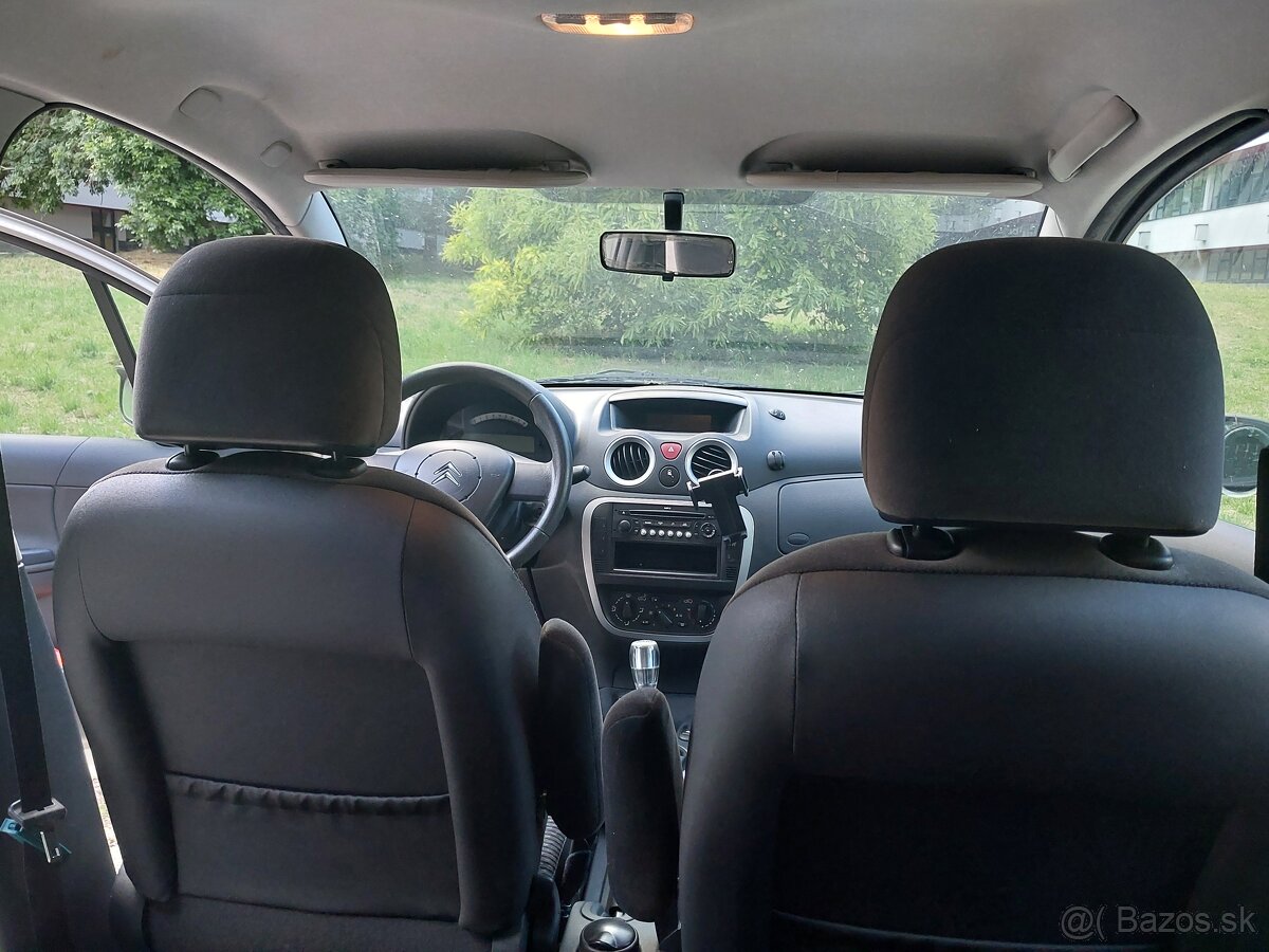 Citroën C3 r. 2009 54kW šedá metalíza - 2