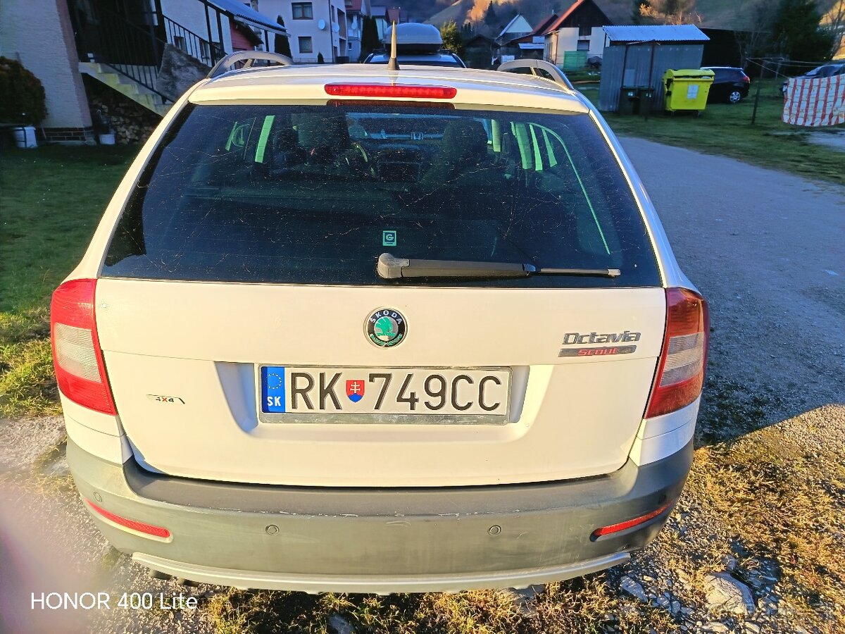 Škoda Octavia 2 scout rv2011 - 2