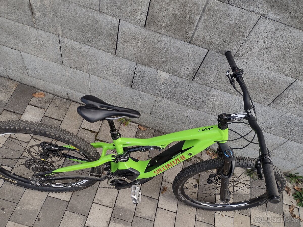 Predám celoodpružený e-bike Specialized LEVO FSR - 2
