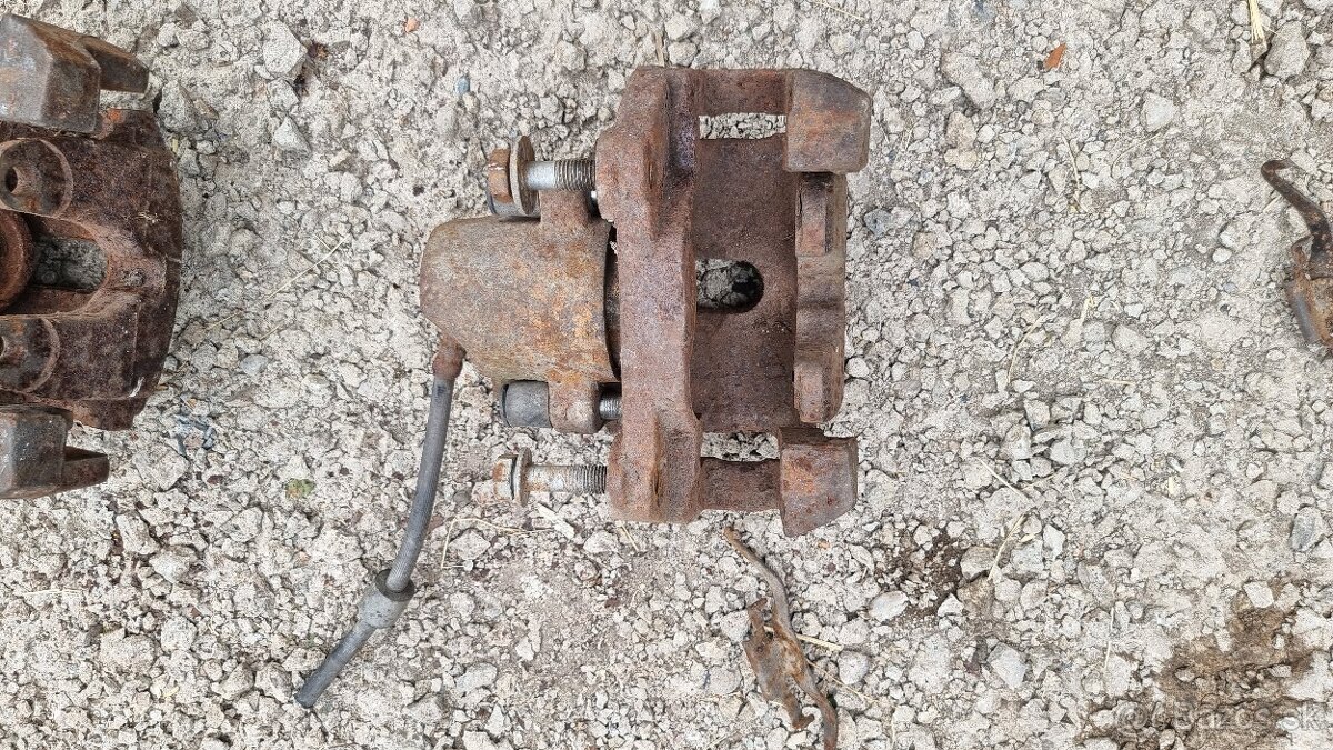 BMW E39 530I predné brzdiče - 2