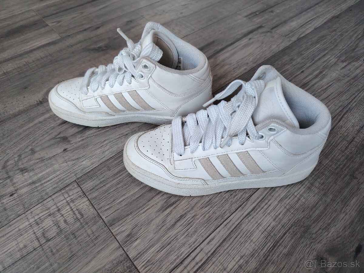 Predám dievčenské tenisky - 2