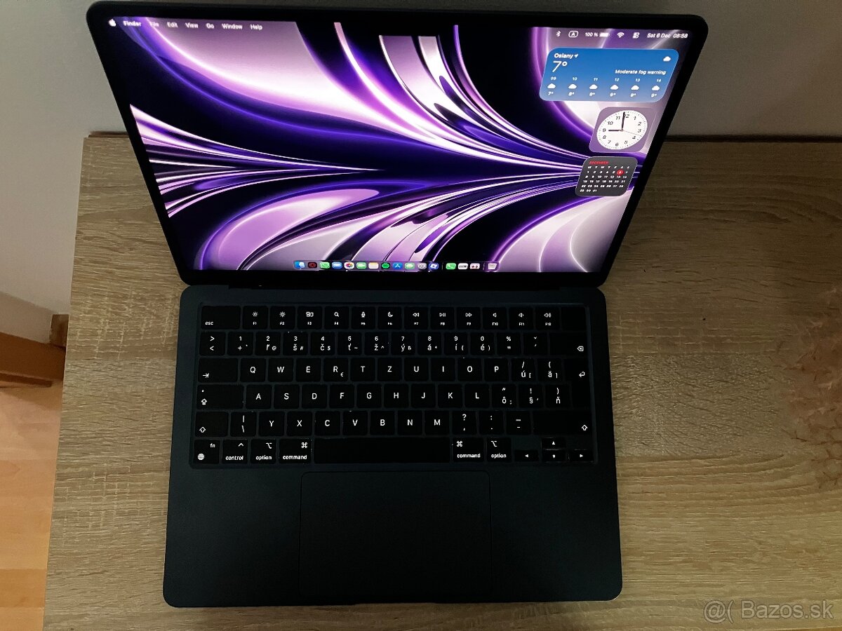 Apple Macbook Air 13 M2 (2022) - 2