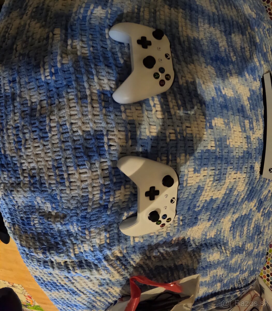 Xbox one S - 2