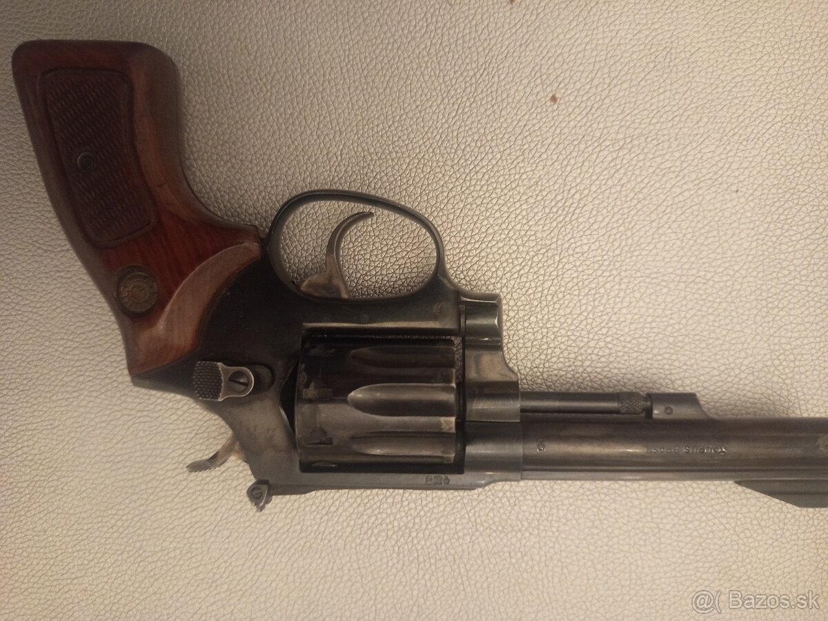 Predám revolver maloražka - 2