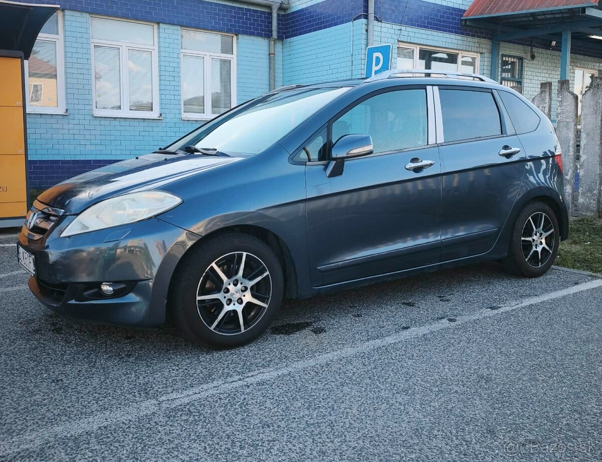 Honda FR-V - 2